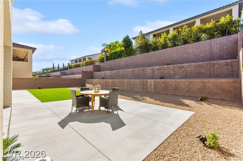225 Carmel Sky, Las Vegas, NV 89138