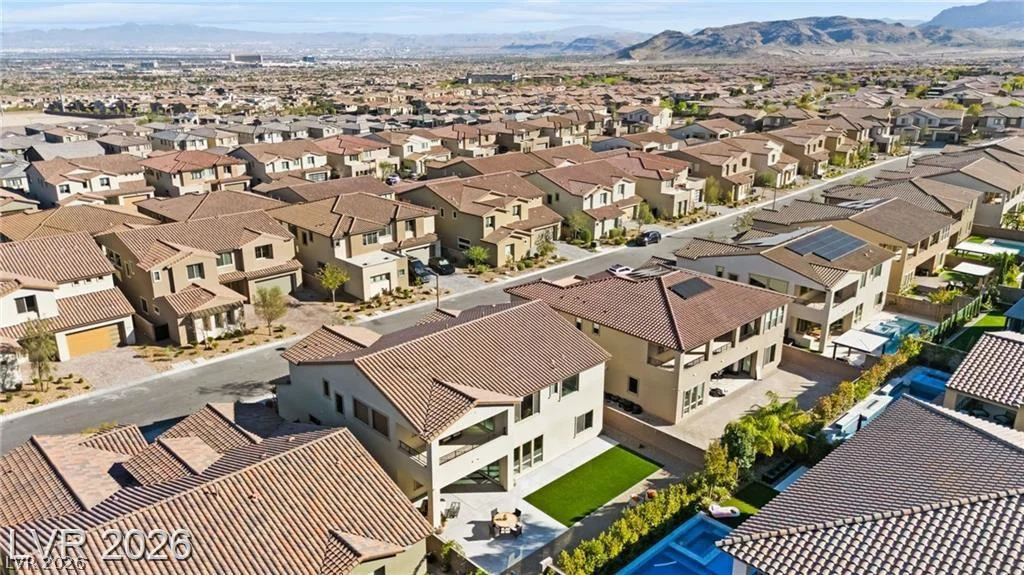 225 Carmel Sky, Las Vegas, NV 89138