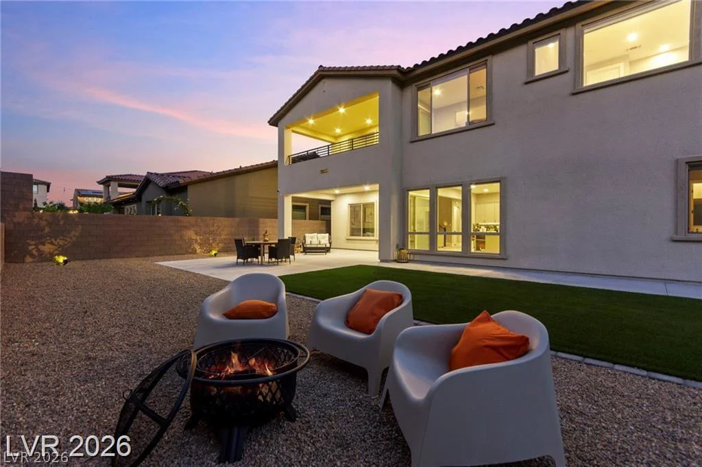 225 Carmel Sky, Las Vegas, NV 89138