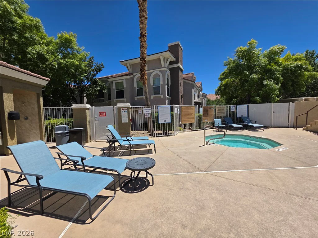 10001 Peace, Las Vegas, NV 89147