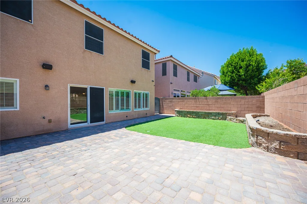 5452 Tartan Hill, Las Vegas, NV 89141