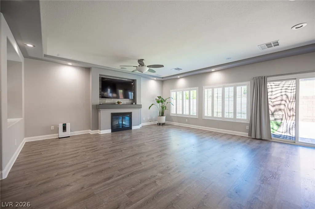 5452 Tartan Hill, Las Vegas, NV 89141