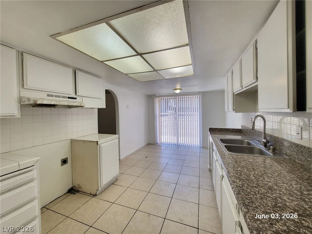4456 Buena Vista, Las Vegas, NV 89102