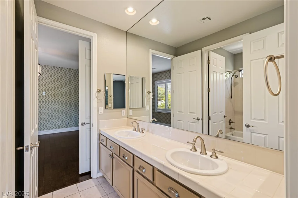 1424 Foothills Village, Henderson, NV 89012