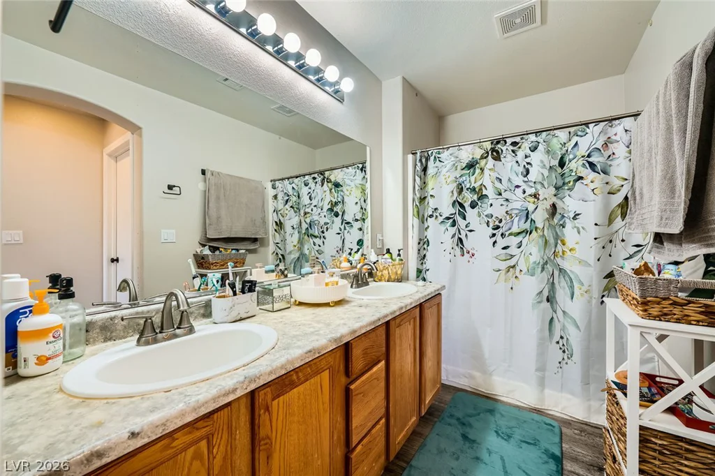 5593 Gold Mint, Las Vegas, NV 89122
