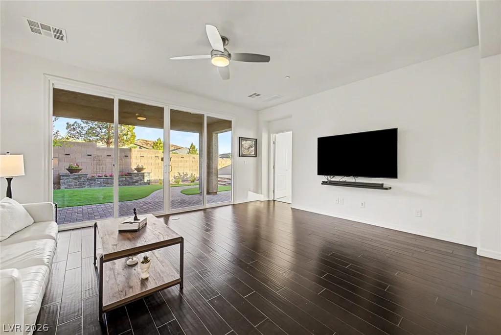 25 Via Corvina, Henderson, NV 89011