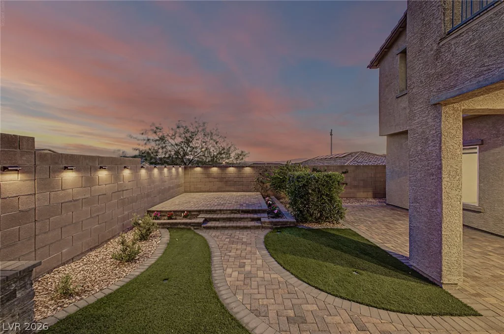 25 Via Corvina, Henderson, NV 89011