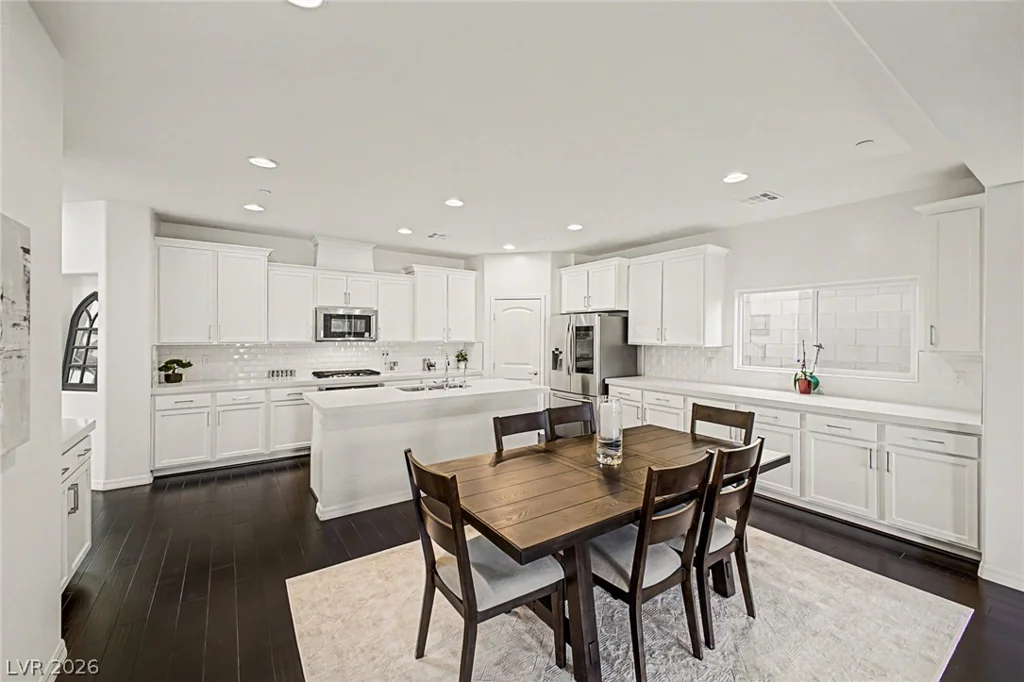 25 Via Corvina, Henderson, NV 89011