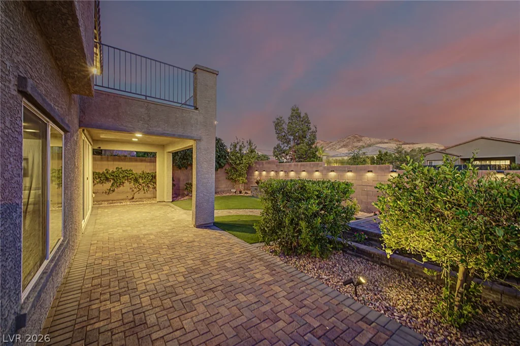 25 Via Corvina, Henderson, NV 89011