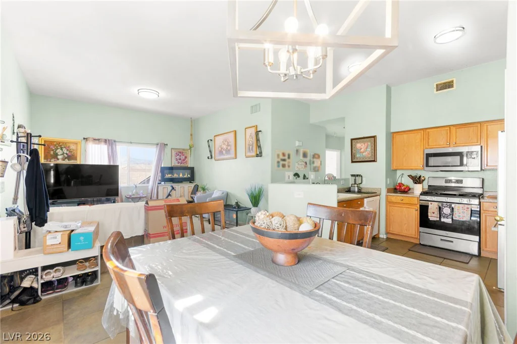 9303 Gilcrease, Las Vegas, NV 89149