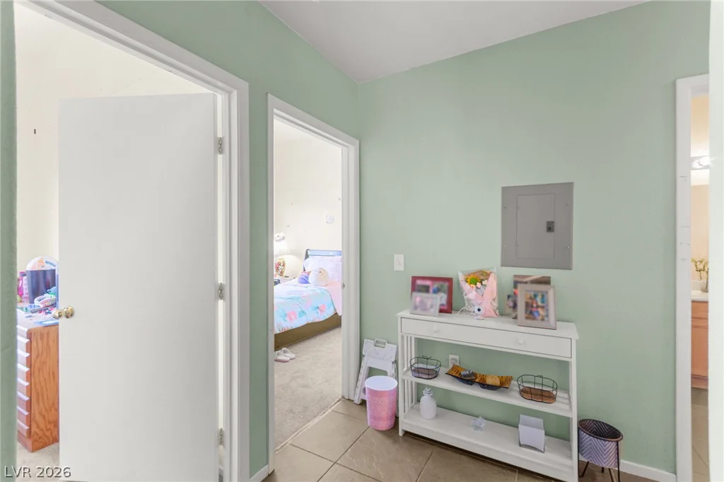 9303 Gilcrease, Las Vegas, NV 89149
