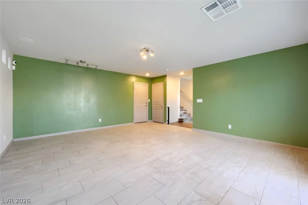 8011 Haywood Estate, Las Vegas, NV 89113