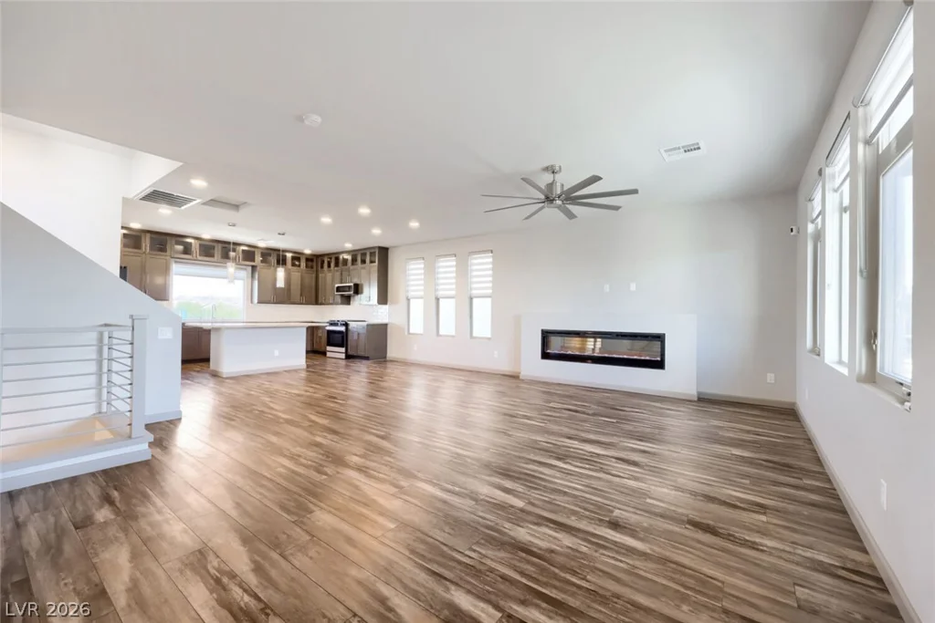 8011 Haywood Estate, Las Vegas, NV 89113