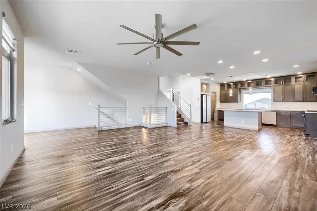 8011 Haywood Estate, Las Vegas, NV 89113