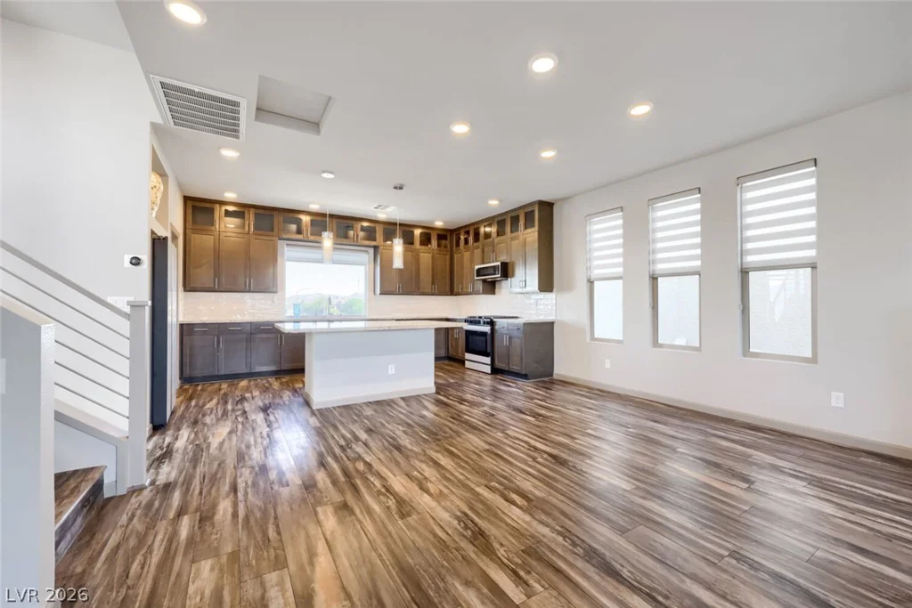 8011 Haywood Estate, Las Vegas, NV 89113