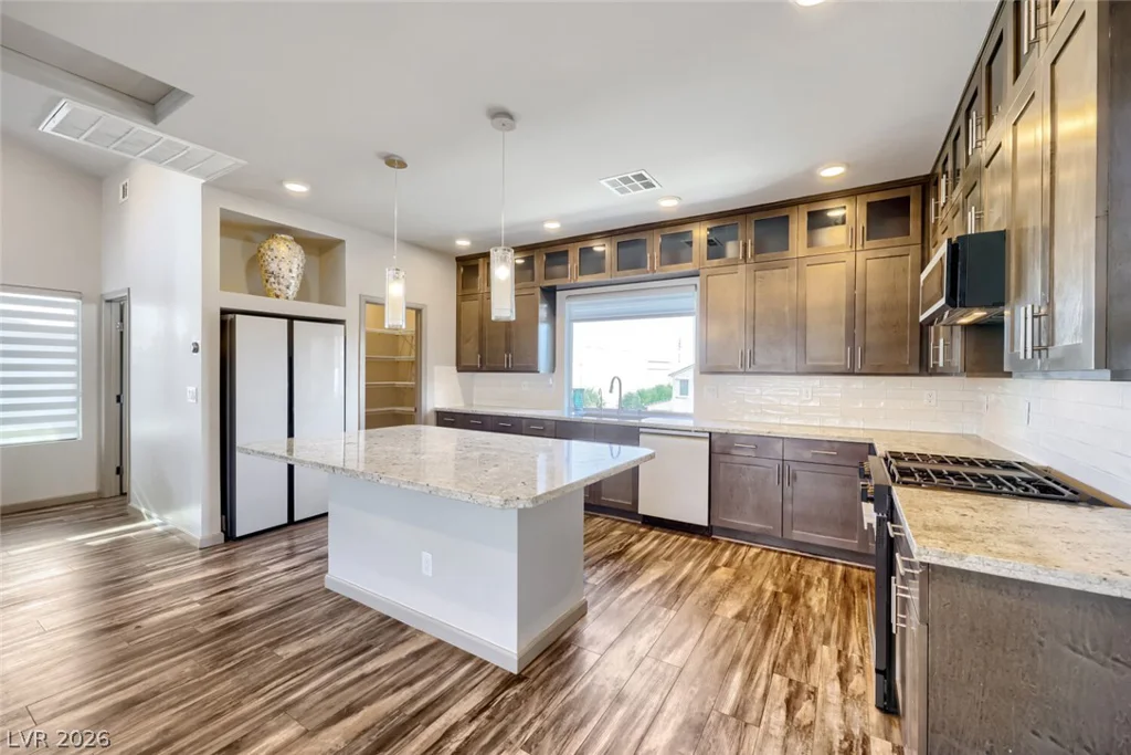 8011 Haywood Estate, Las Vegas, NV 89113