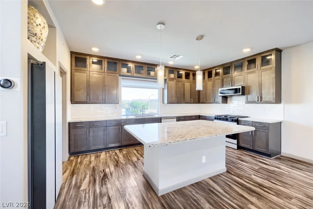 8011 Haywood Estate, Las Vegas, NV 89113
