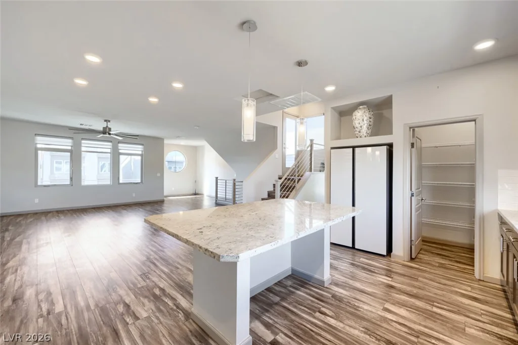 8011 Haywood Estate, Las Vegas, NV 89113