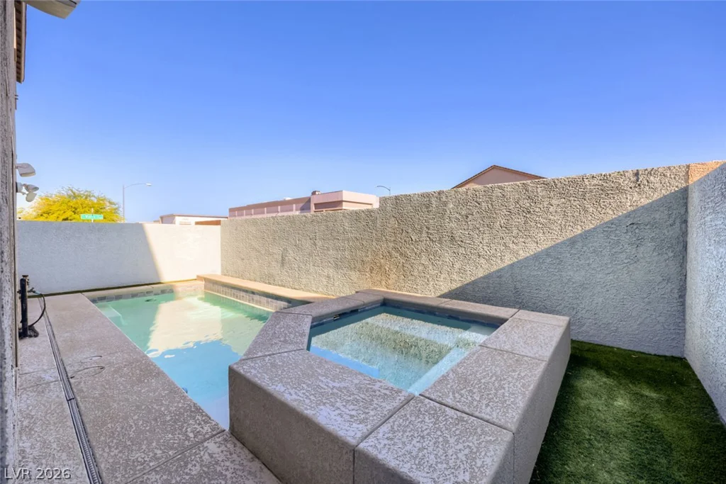 8011 Haywood Estate, Las Vegas, NV 89113