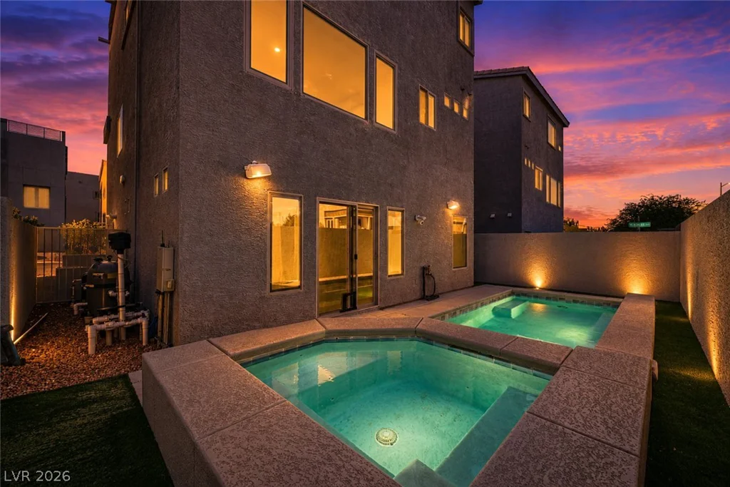 8011 Haywood Estate, Las Vegas, NV 89113