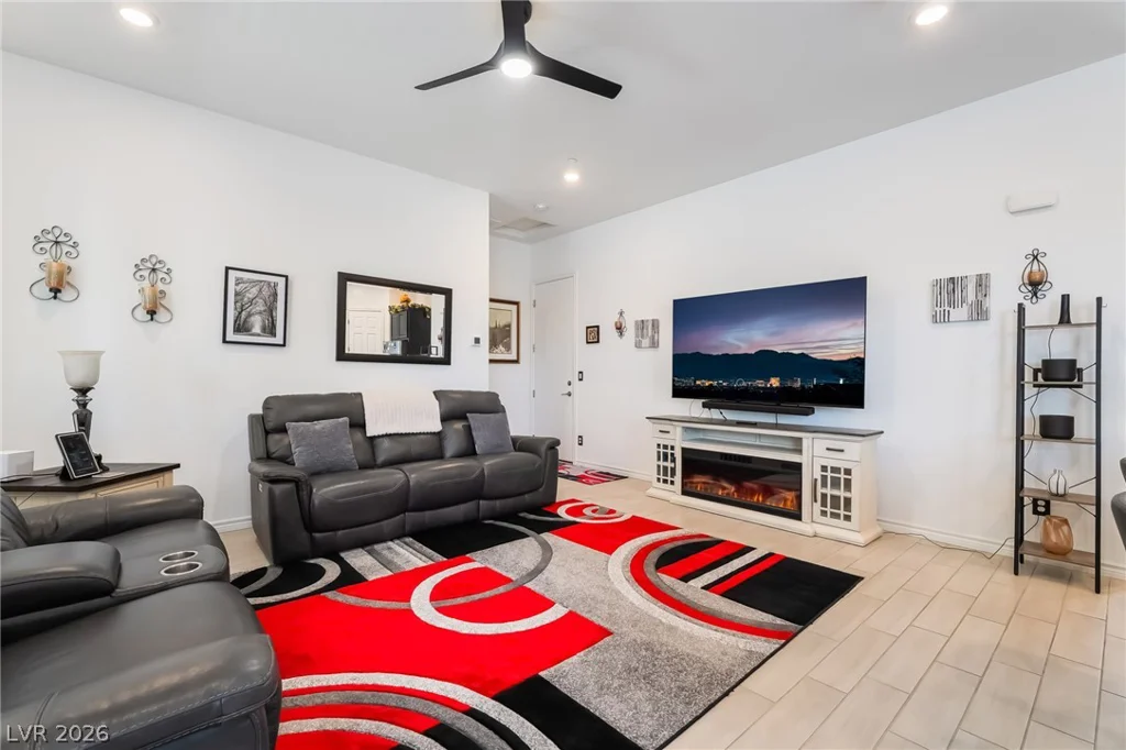 794 Hibiscuss Blossom, Henderson, NV 89011