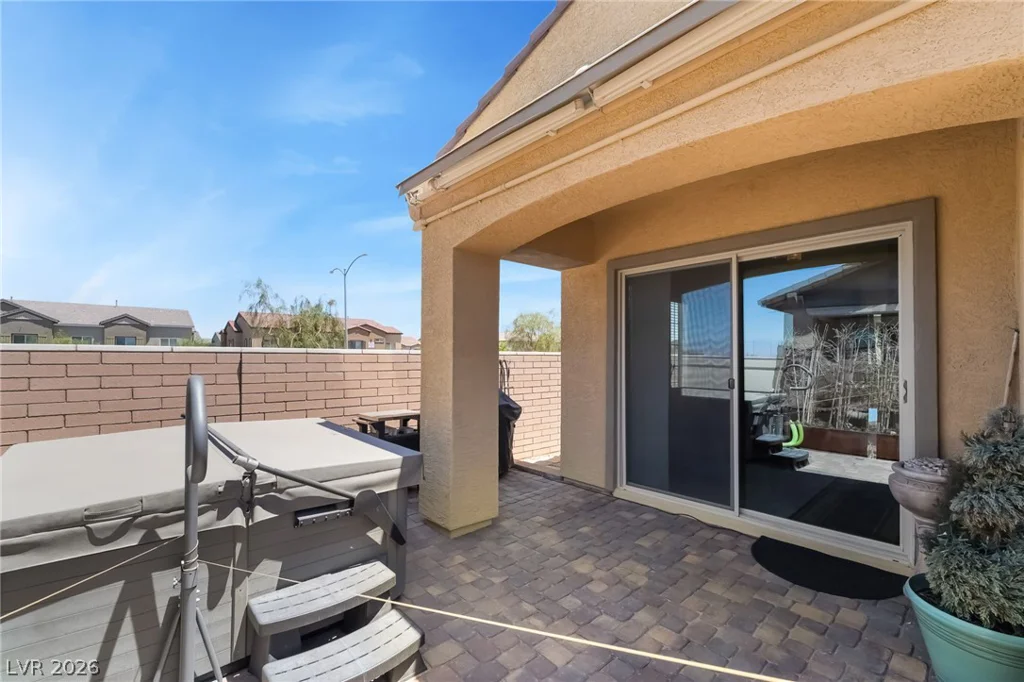794 Hibiscuss Blossom, Henderson, NV 89011