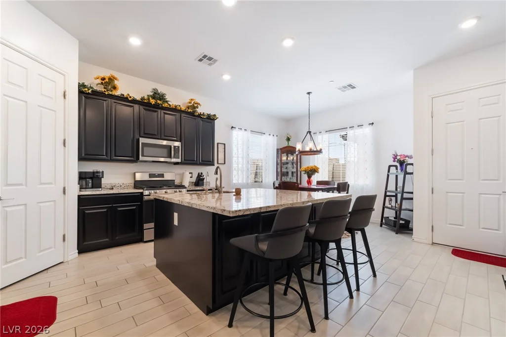 794 Hibiscuss Blossom, Henderson, NV 89011