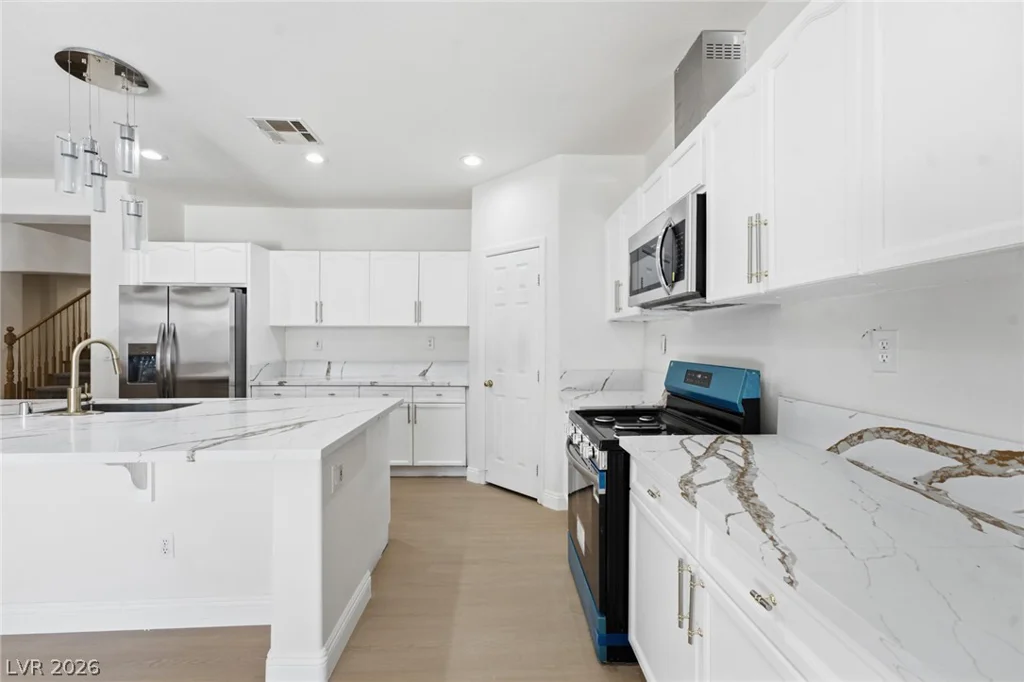 7681 Mesa Verde, Las Vegas, NV 89113