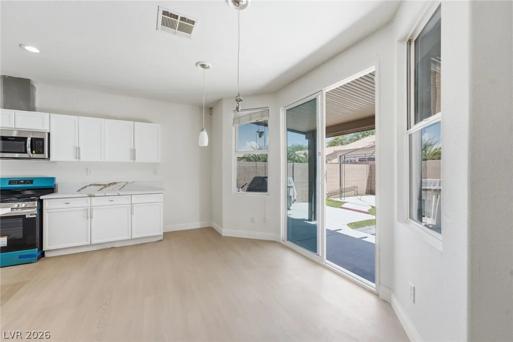 7681 Mesa Verde, Las Vegas, NV 89113