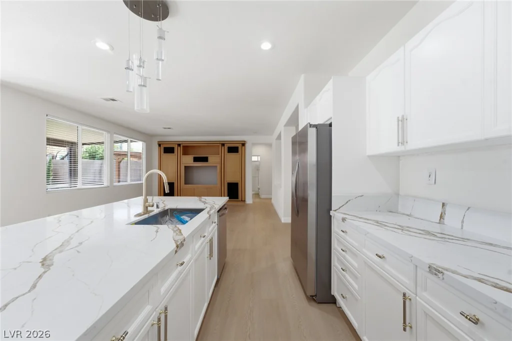 7681 Mesa Verde, Las Vegas, NV 89113