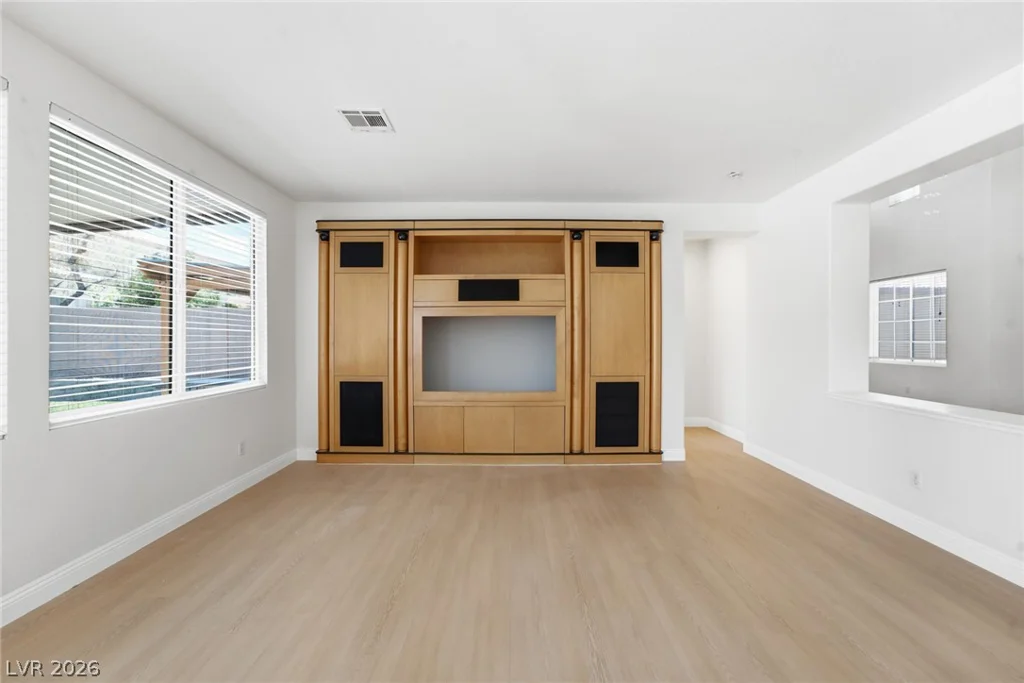 7681 Mesa Verde, Las Vegas, NV 89113