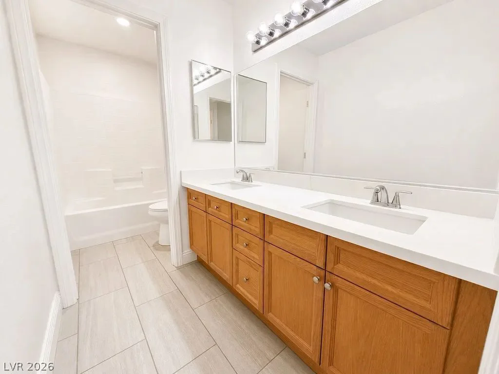 7681 Mesa Verde, Las Vegas, NV 89113