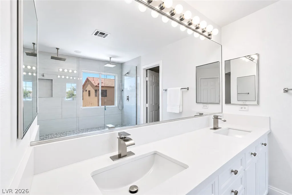 7681 Mesa Verde, Las Vegas, NV 89113