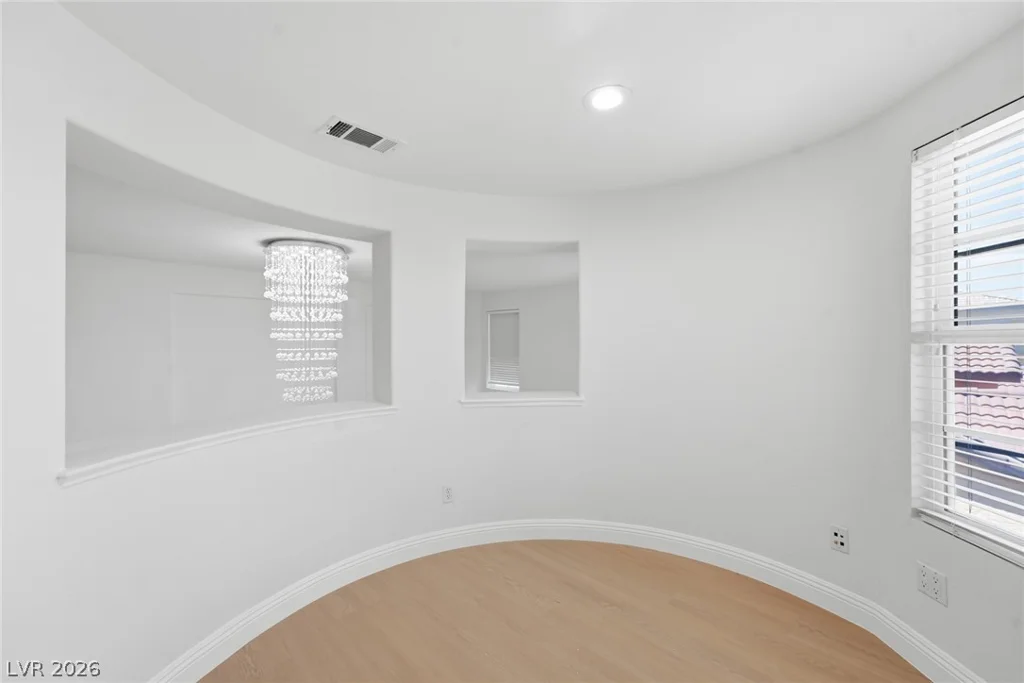 7681 Mesa Verde, Las Vegas, NV 89113