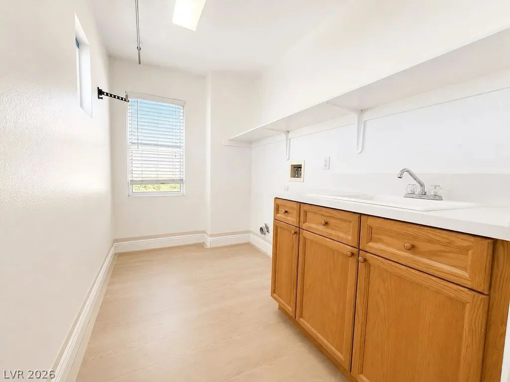 7681 Mesa Verde, Las Vegas, NV 89113