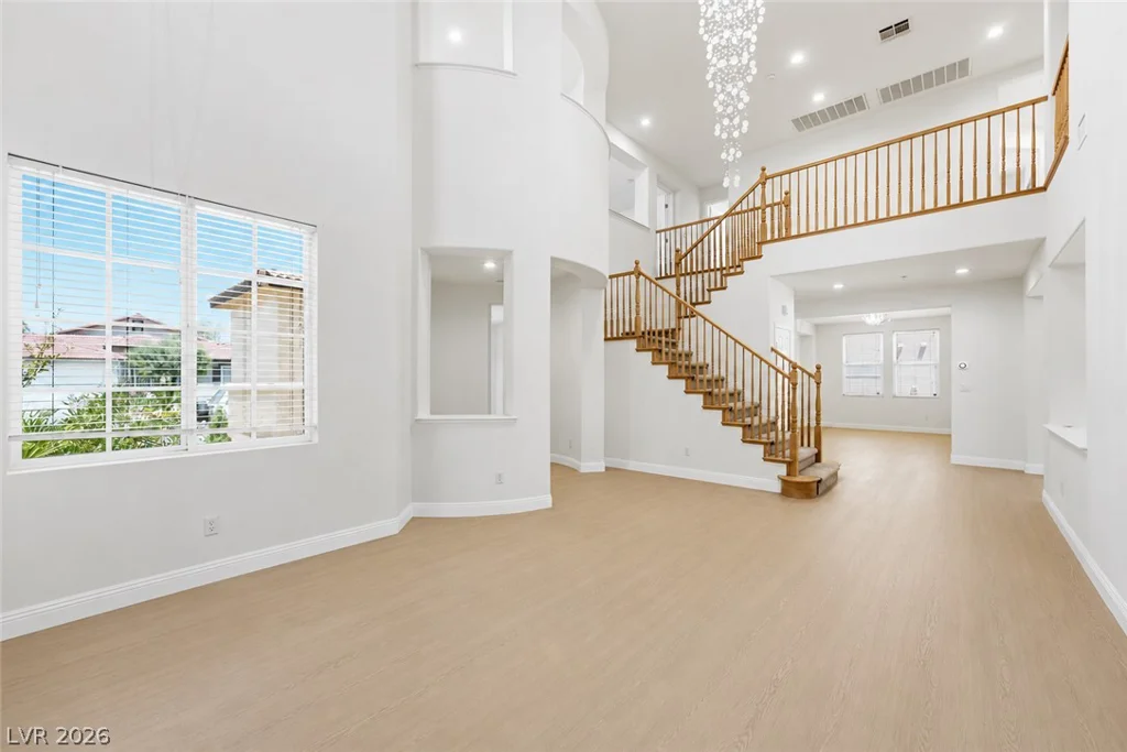 7681 Mesa Verde, Las Vegas, NV 89113