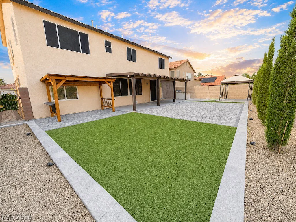 7681 Mesa Verde, Las Vegas, NV 89113
