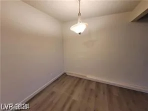 615 Royal Crest, Las Vegas, NV 89169