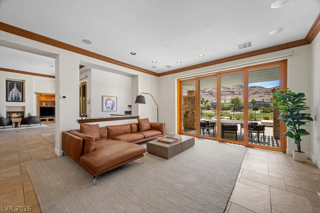 2393 Calico Creek, Las Vegas, NV 89135