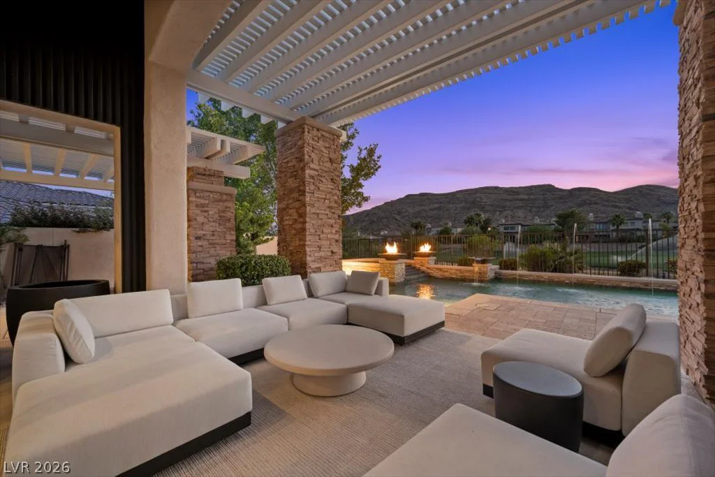 2393 Calico Creek, Las Vegas, NV 89135
