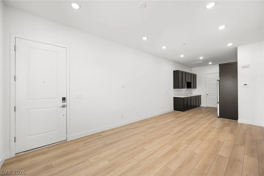 9281 Natalia Peak, Las Vegas, NV 89143