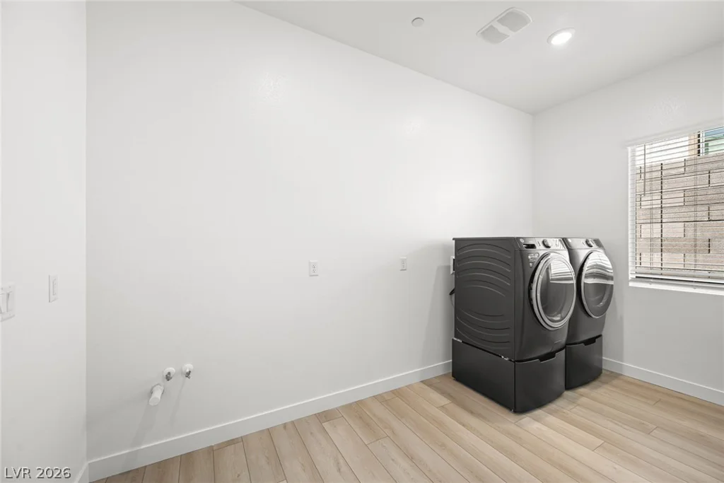9281 Natalia Peak, Las Vegas, NV 89143