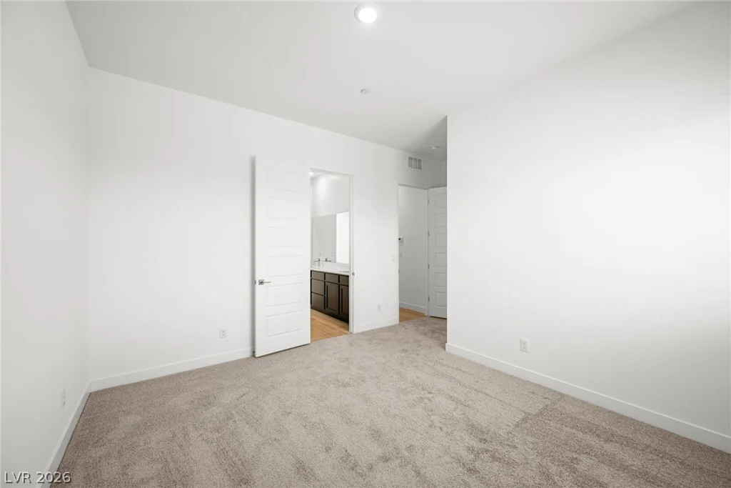 9281 Natalia Peak, Las Vegas, NV 89143