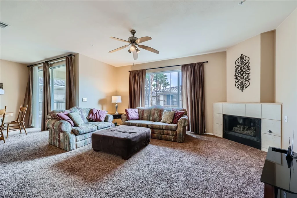 7151 Durango, Las Vegas, NV 89113