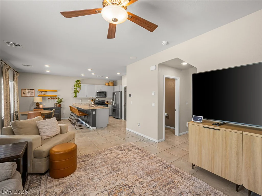 4455 Shimmer Point, North Las Vegas, NV 89084