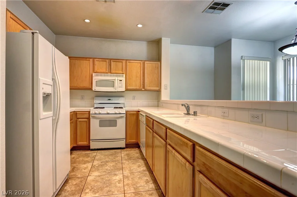 1000 Duckhorn, Las Vegas, NV 89144