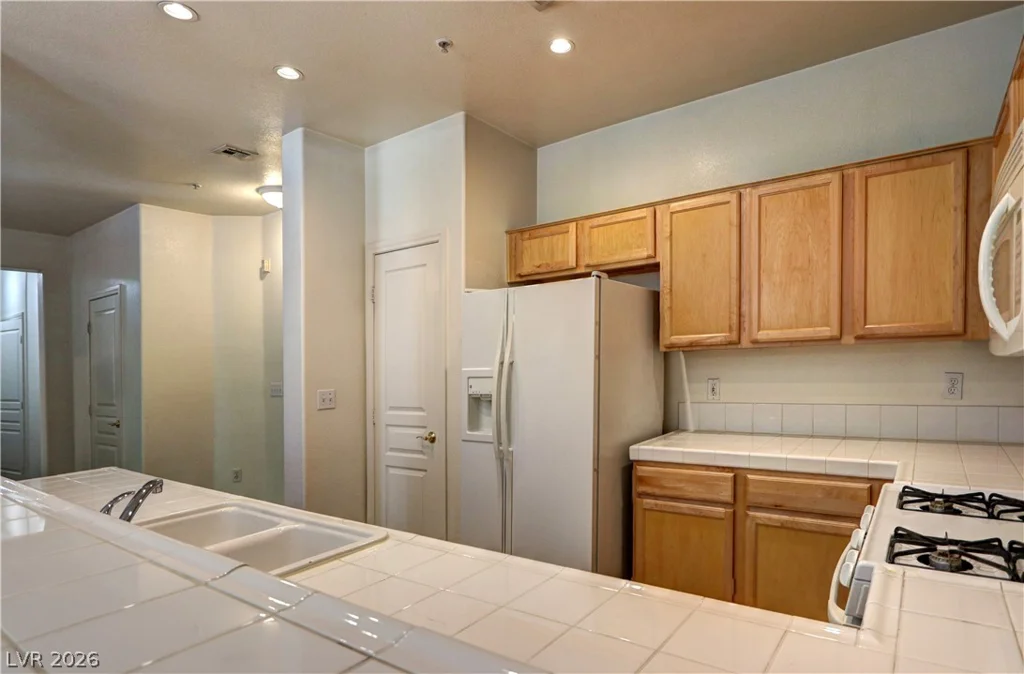 1000 Duckhorn, Las Vegas, NV 89144