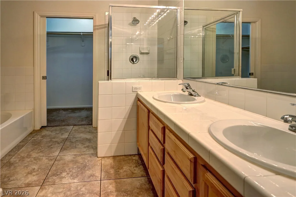 1000 Duckhorn, Las Vegas, NV 89144