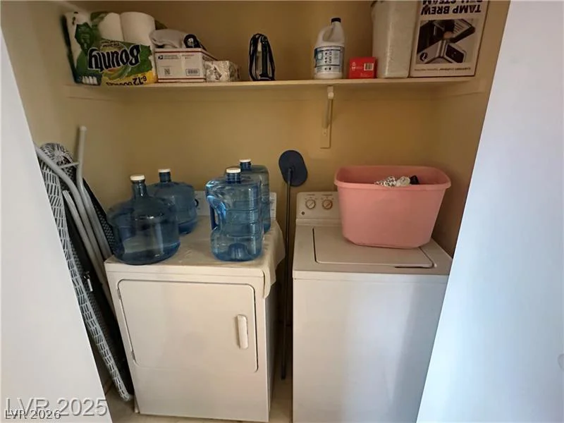1830 Pecos, Las Vegas, NV 89115