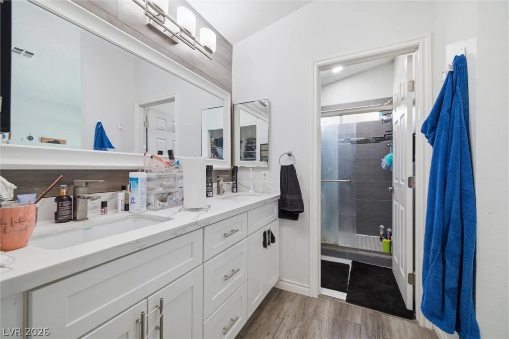 3305 Summerfield, Las Vegas, NV 89117